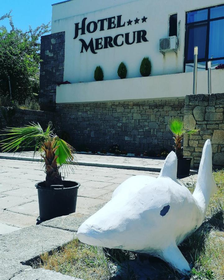 Hotel Mercur Эфорие-Суд Экстерьер фото