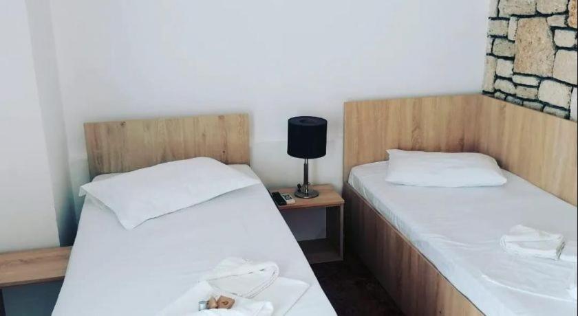 Hotel Mercur Эфорие-Суд Экстерьер фото