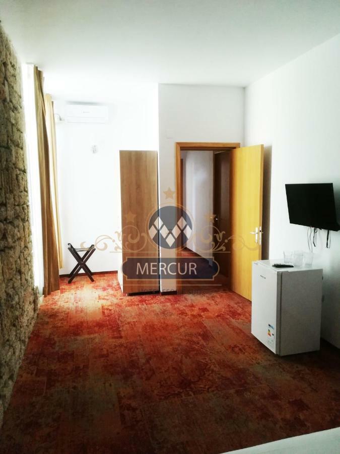 Hotel Mercur Эфорие-Суд Экстерьер фото