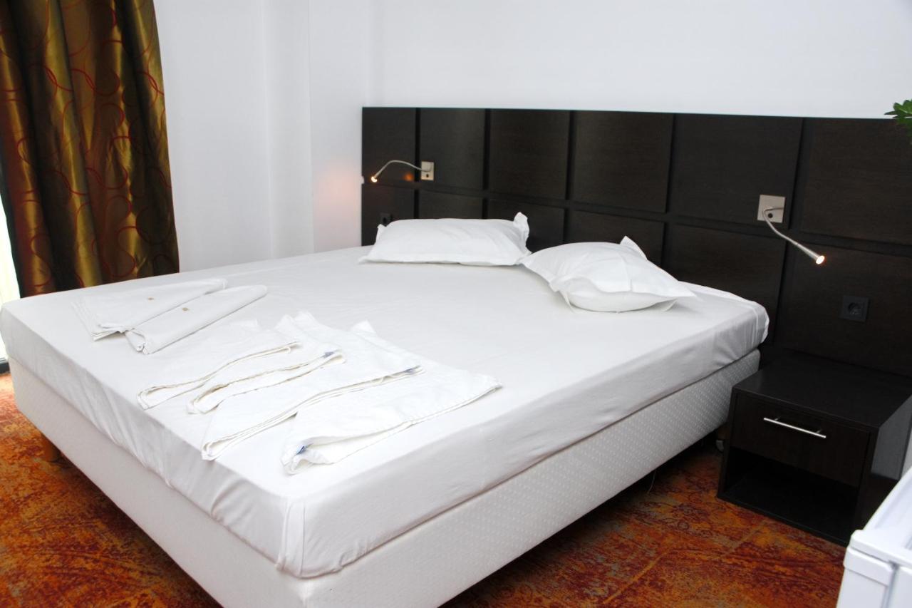 Hotel Mercur Эфорие-Суд Экстерьер фото