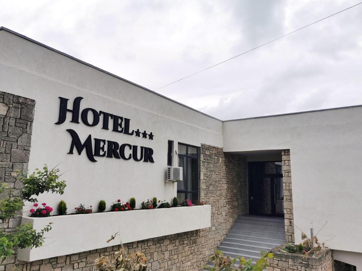 Hotel Mercur Эфорие-Суд Экстерьер фото